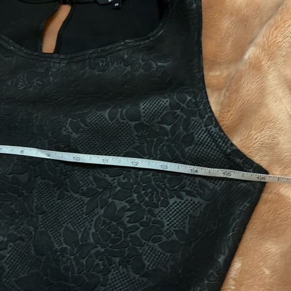 NEW LOOK Black Rose Embossed High Low Sleeveless Dress - Picture 7 of 12